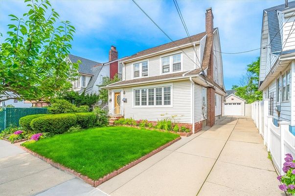 Detached Garage, Exterior, Facade, Cape Cod