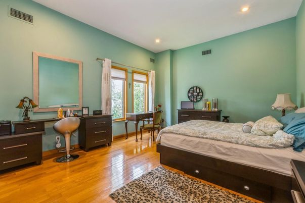 Bedroom, Home Office, Interior, Recessed Lighting, Wood Texture Flooring