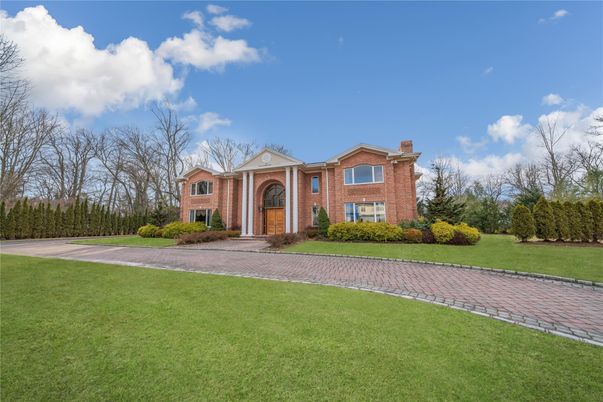 Backyard, Exterior, Facade, Brick Facade, French Provincial