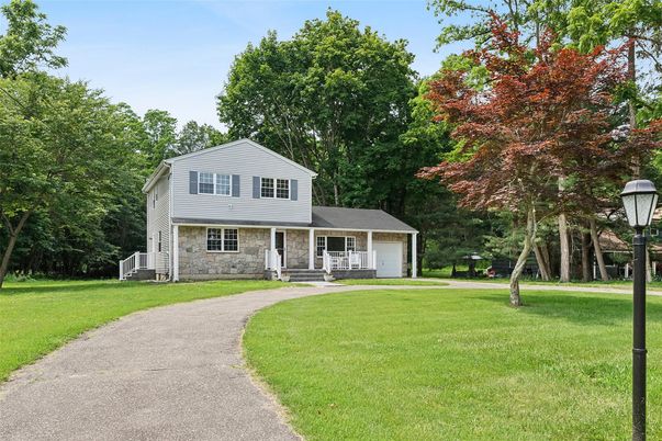 Attached, Backyard, Exterior, Facade, Split Level