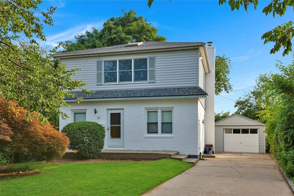 Detached Garage, Exterior, Facade, American Foursquare
