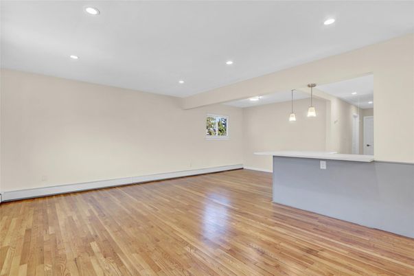 Empty room, Interior, Pendant Lights, Recessed Lighting, Wood Texture Flooring