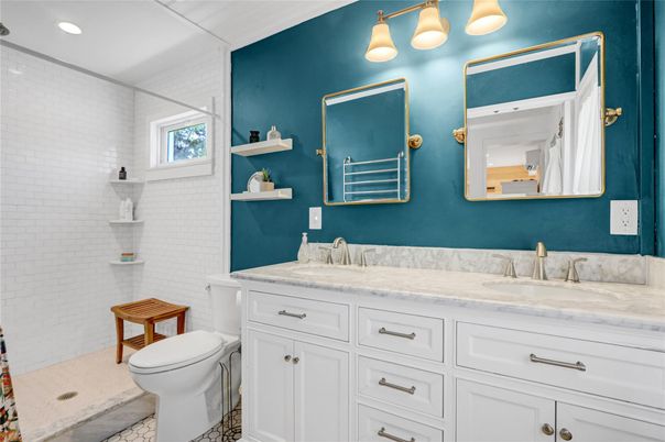 Bathroom, Dual Sink Vanities, Interior, Recessed Lighting