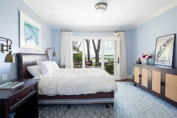Bedroom, Interior, Water