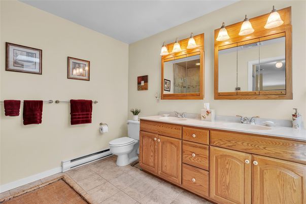 Bathroom, Dual Sink Vanities, Interior