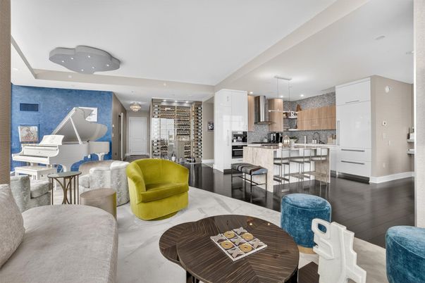 Dining room, Interior, Kitchen, Living room, Pendant Lights, Recessed Lighting, Stainless Steel Appliances, Wood Texture Flooring