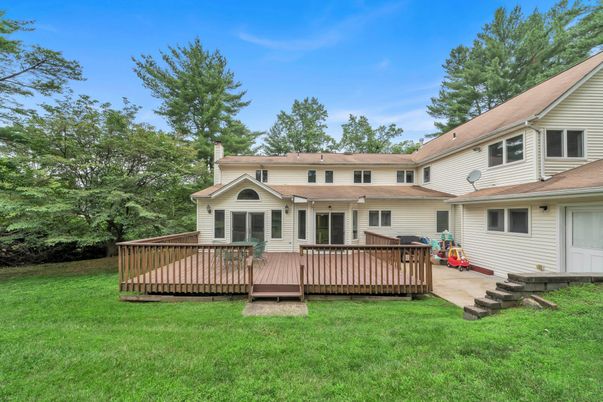 Backyard, Exterior, Hot Tub