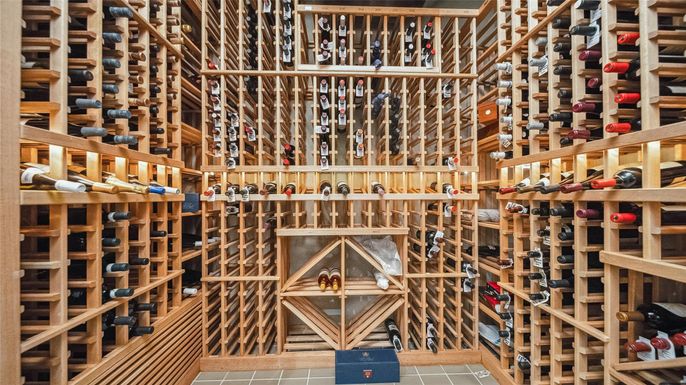 Interior, Wine Storage
