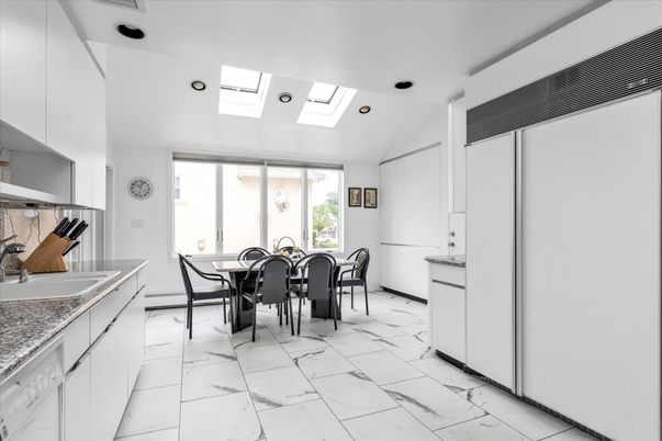Dining room, Interior, Kitchen, Marble, Recessed Lighting