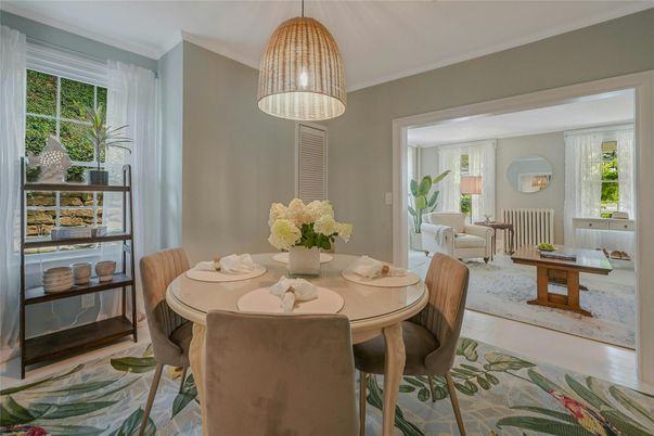 Dining room, Interior, Living room, Pendant Lights