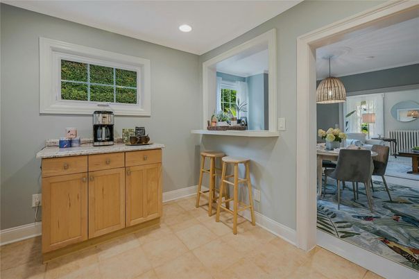 Dining room, Interior, Recessed Lighting