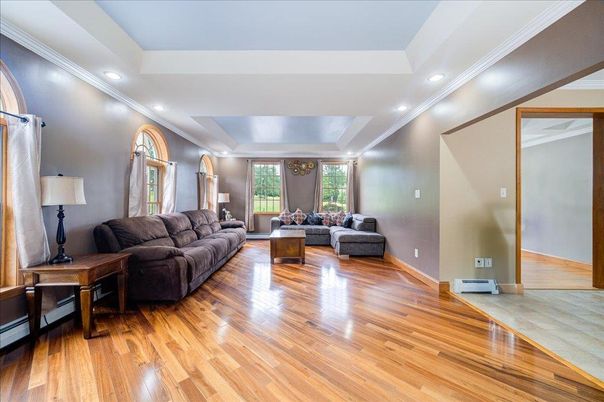 Interior, Living room, Recessed Lighting, Wood Texture Flooring