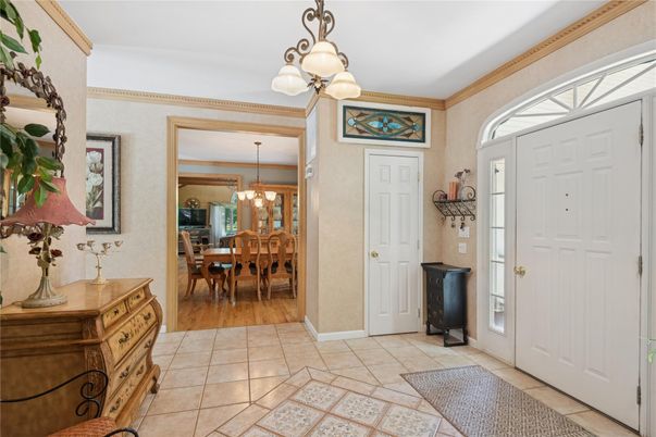Chandelier, Dining room, Interior, Pendant Lights, Wood Texture Flooring