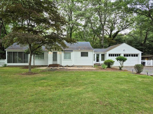 Backyard, Detached Garage, Exterior