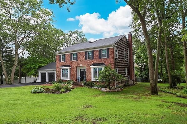 Backyard, Exterior, Facade, Brick Facade, Georgian