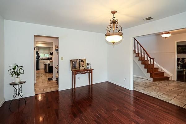 Interior, Kitchen, Pendant Lights, Wood Texture Flooring