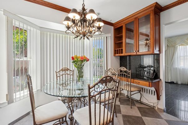 Chandelier, Dining room, Interior