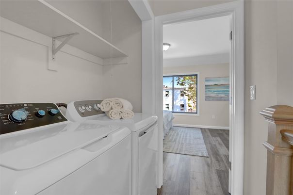 Interior, Utility Closets, Washer, Wood Texture Flooring
