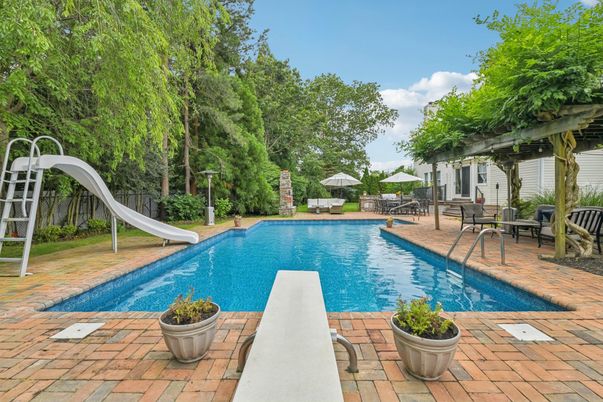 Exterior, Playground, Pool