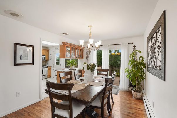 Chandelier, Dining room, Interior, Kitchen, Wood Texture Flooring