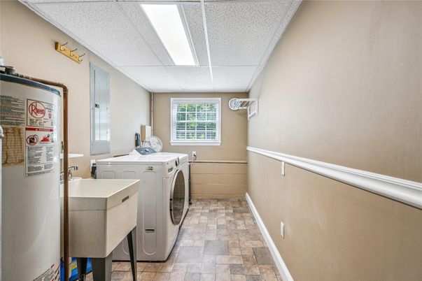 Interior, Washer