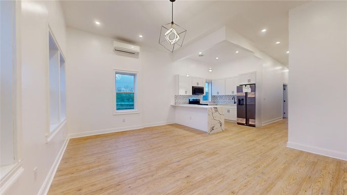 Interior, Kitchen, Pendant Lights, Recessed Lighting, Wood Texture Flooring