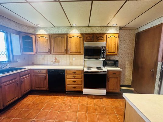 Interior, Kitchen, Recessed Lighting