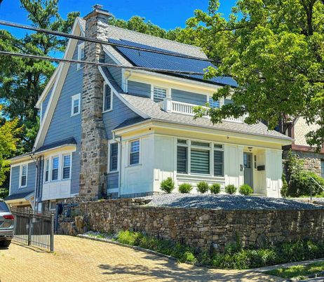 Exterior, Facade, Solar Panels, Queen Anne Victorian