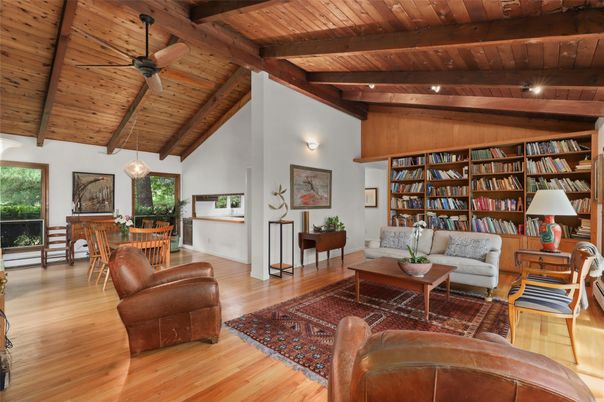 Dining room, Interior, Living room, Pendant Lights, Wooden Beams, Wooden Ceilings, Wood Texture Flooring