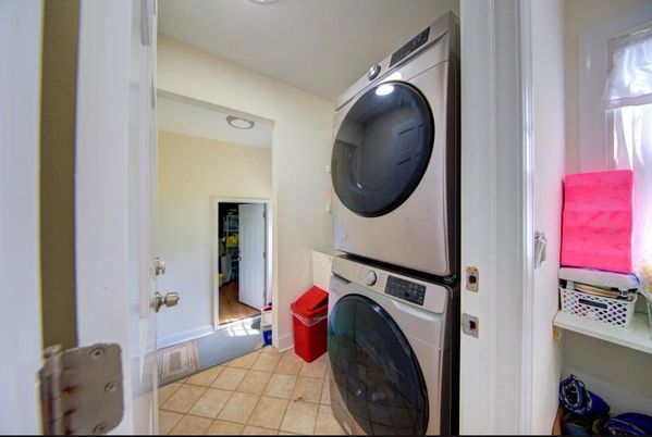 Interior, Recessed Lighting, Utility Closets, Washer
