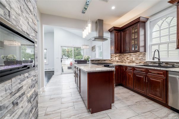 Interior, Kitchen, Marble, Pendant Lights, Recessed Lighting