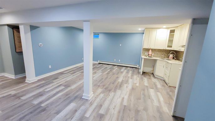 Empty room, Interior, Kitchen, Recessed Lighting, Wood Texture Flooring