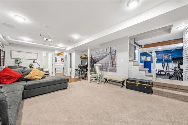 Fitness Equipment, Interior, Living room, Recessed Lighting