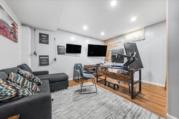 Home Office, Interior, Recessed Lighting, Wood Texture Flooring