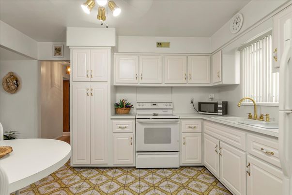 Interior, Kitchen