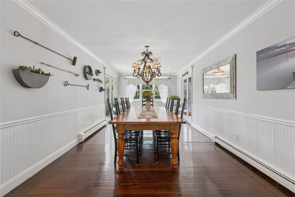 Chandelier, Dining room, Interior, Recessed Lighting, Wood Texture Flooring