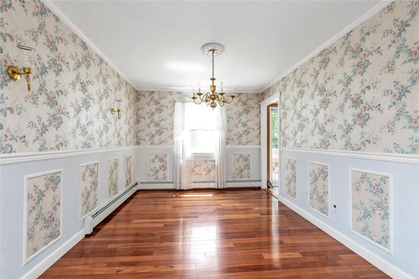 Chandelier, Empty room, Interior, Wood Texture Flooring