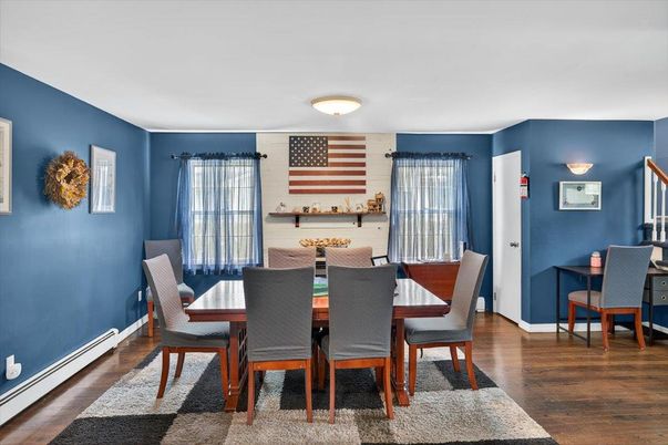 Dining room, Interior, Wood Texture Flooring