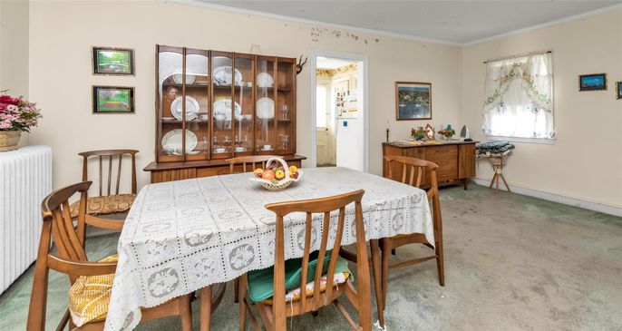 Dining room, Interior