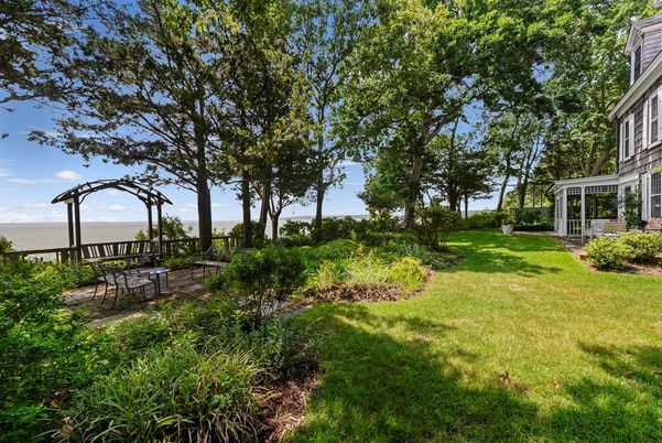 Backyard, Exterior, Water