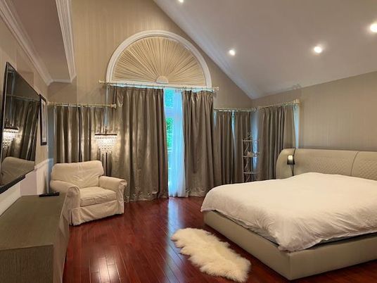 Bedroom, Interior, Recessed Lighting, Wood Texture Flooring