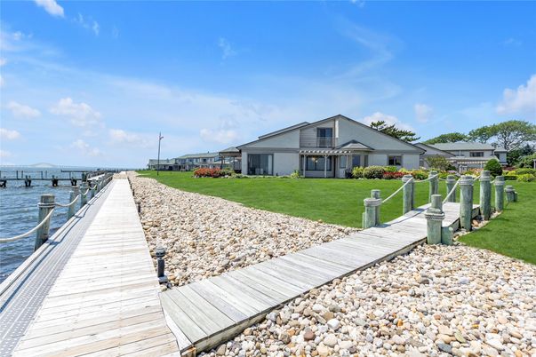 Backyard, Exterior, Water