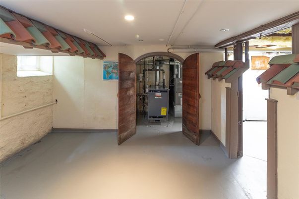 Interior, Recessed Lighting