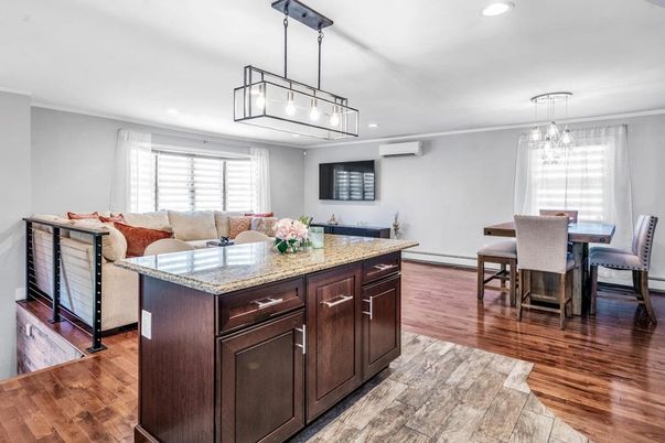 Chandelier, Dining room, Interior, Living room, Pendant Lights, Recessed Lighting, Wood Texture Flooring