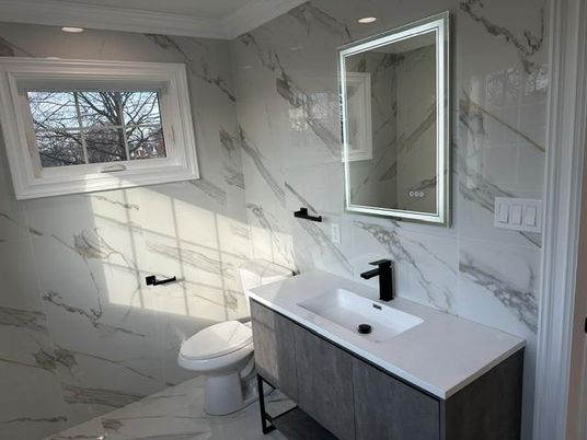 Bathroom, Interior, Marble, Marble Walls, Recessed Lighting