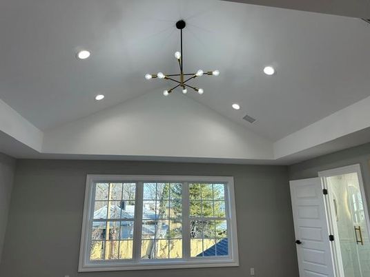 Empty room, Interior, Pendant Lights, Recessed Lighting