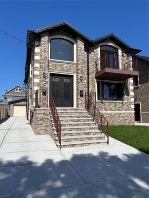 Exterior, Facade, Brick Facade, Mediterranean