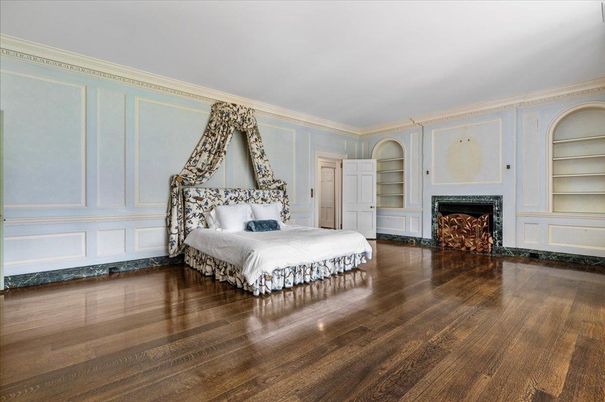 Bedroom, Fireplace, Interior, Wood Texture Flooring