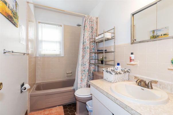 Bathroom, Interior