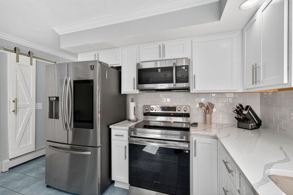 Interior, Kitchen, Stainless Steel Appliances